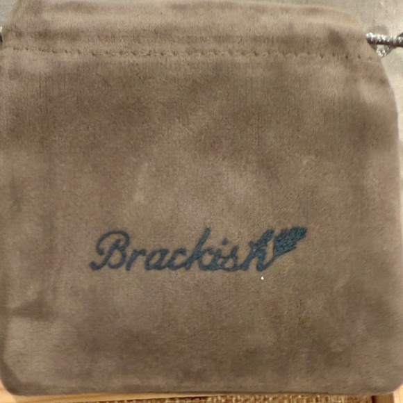 BRACKISH Cordova Drop Earrings - Ethically hand-crafted from feathers like new - Picture 9 of 9